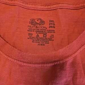 NEVER WORN: Fruit of Loom t-shirt size 2xl color Red